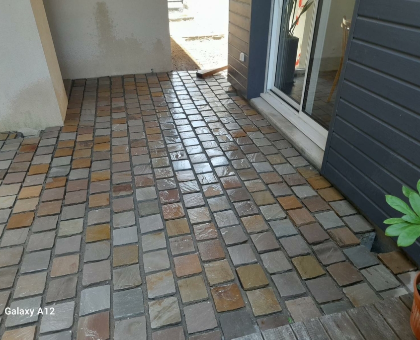 Réalisation d'une zone pavés Réalisation d'une zone pavés